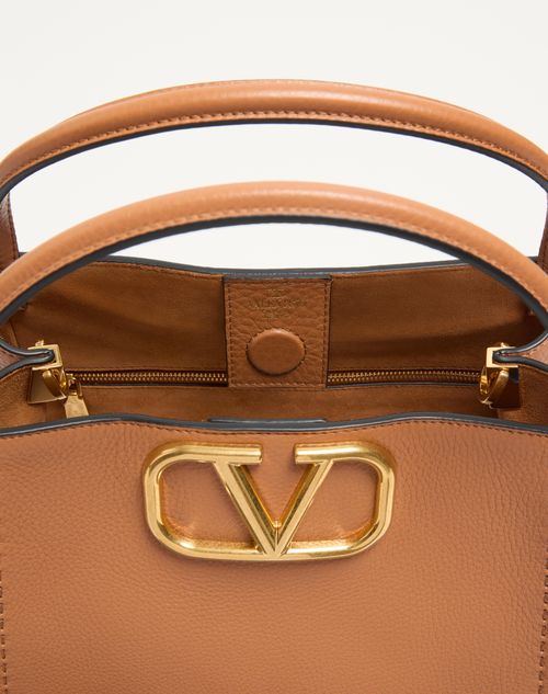 Valentino Garavani - Valentino Garavani Alltime Medium Handbag In Grainy Calfskin - Almond - Woman - Top Handle Bags