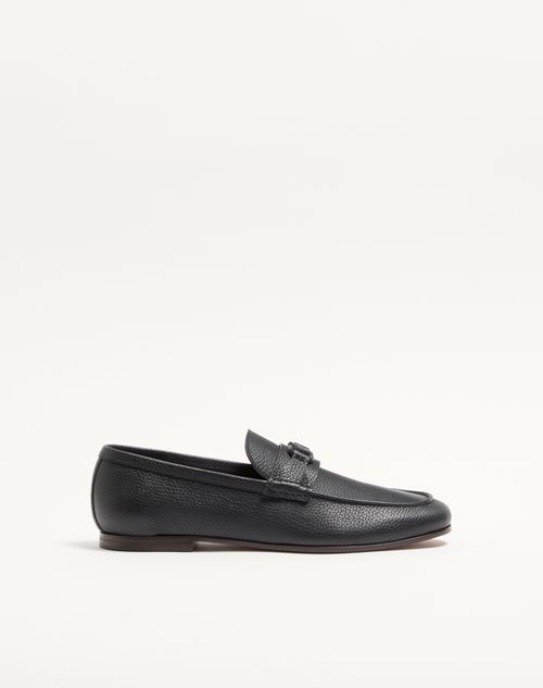 Valentino Garavani - Vlogo Signature Deer Leather Loafer - Black - Man - Loafers And Driver