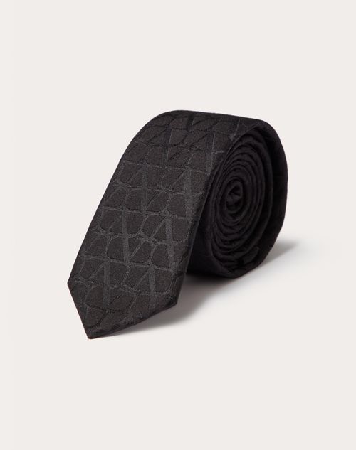 Shop Valentino Garavani Toile Iconographe Silk Tie In Black