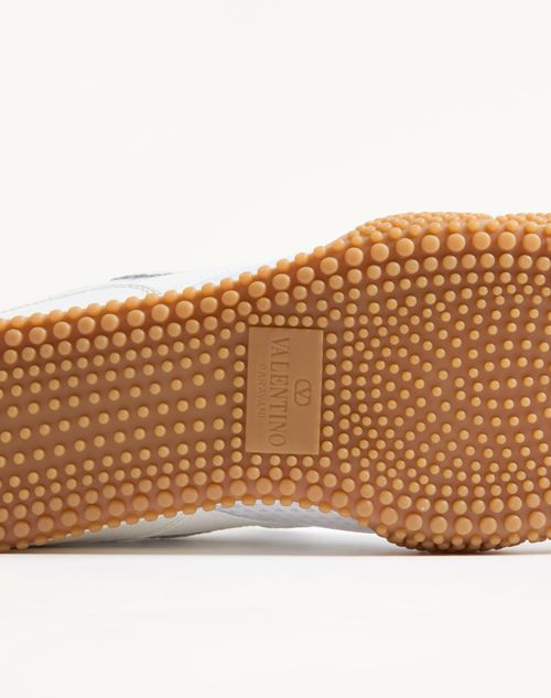 Valentino Garavani - Amphibia Sneaker In Rubberised Calfskin And Split Leather - White - Woman - Trainers