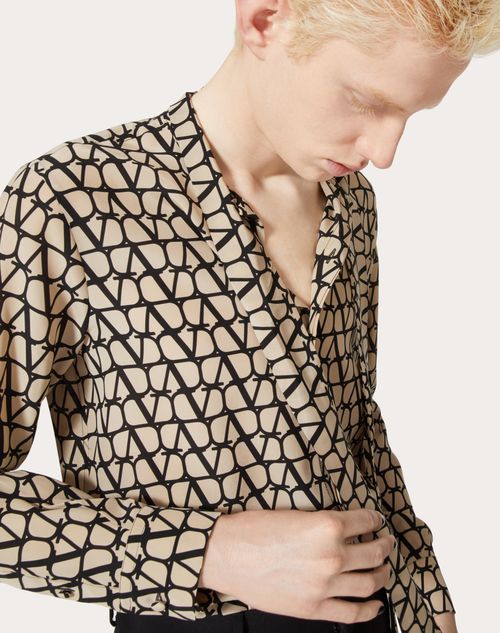Valentino - Silk Shirt With Neck Tie And All-over Toile Iconographe Print - Beige/black - Man - Shirts