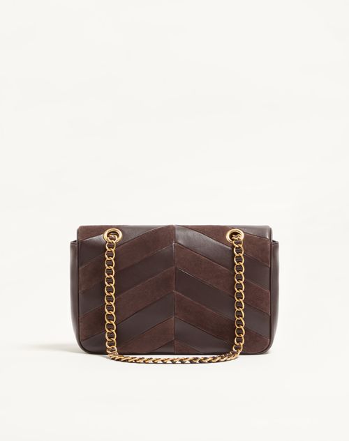 Valentino Garavani - Borsa Media Con Catena Valentino Garavani Djuna In Suede E Nappa Motivo Chevron - Ebano - Donna - Borse A Spalla