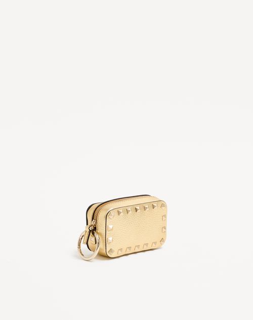 Valentino Garavani - Rockstud Charm In Laminated Grainy Calfskin. - Antique Brass - Woman - Wallets And Small Leather Goods