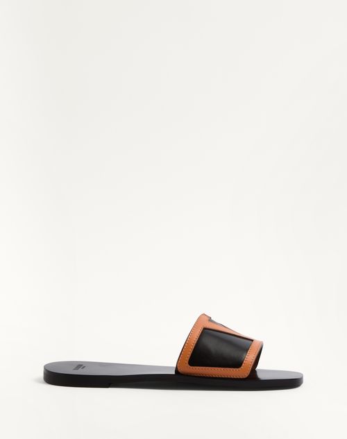 Valentino Viva Superstar Slide Sandal In Nappa Leather In Black/roasted Pecan