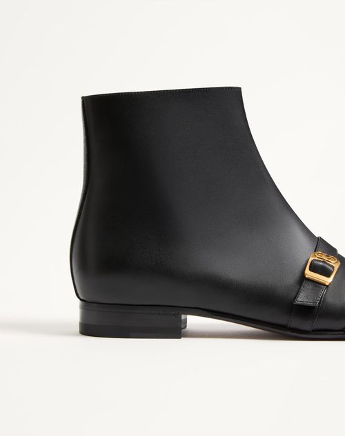 Valentino Garavani - Mockers Calfskin Ankle Boot - Black - Man - Boots