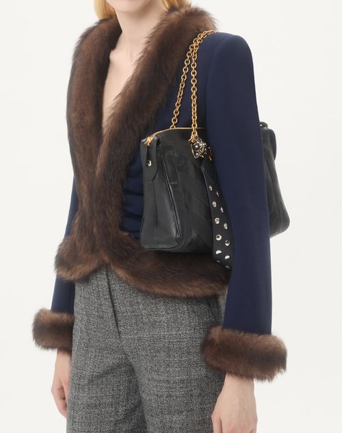 Valentino Garavani - Valentino Garavani Panthea Shoulder Bag In Nappa Leather With Chevron Pattern - Black - Woman - Shoulder Bags