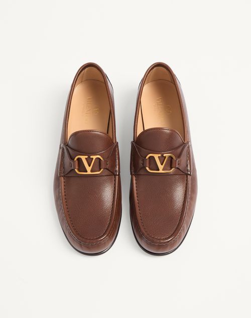 Valentino Garavani - Vlogo Signature Buffalo Loafer - Bark Brown - Man - Loafers And Driver