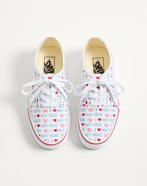 Valentino Garavani - Valentino Garavani And Vans Low-top Trainer In Valentino Vans Love Print Fabric - White/rouge Pur/sky Blue - Woman - Sneakers