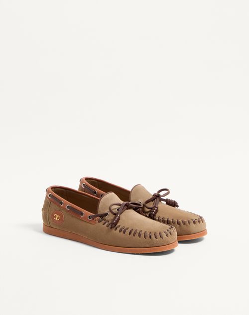 Valentino Garavani - Palm Avenue Crust Leather Boat Shoe - Khaki/tobacco - Man - Loafers And Driver