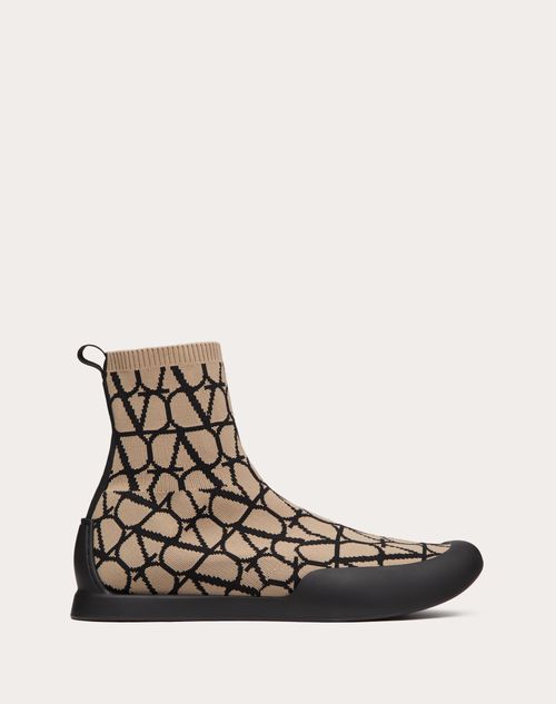 Valentino Cityshore Toile Iconographe Slip-on Sneakers In Beige/black