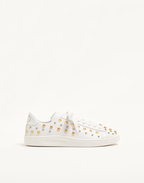 Valentino Garavani - Royco Trainer In Nappa Calfskin With Stud Detail - White/gold/silver - Man - Sneakers