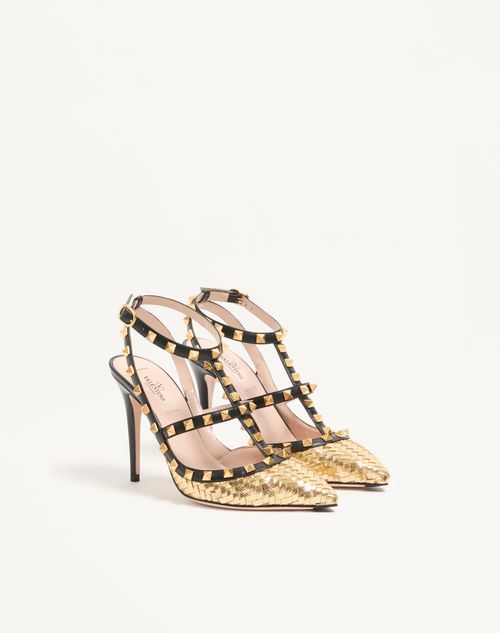 Valentino Garavani - Rockstud Pumps In Woven Laminated Nappa 100mm - Gold/black - Woman - Pumps And Slingbacks