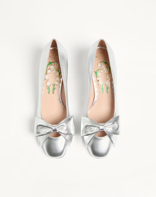 Valentino Garavani - Bowow Pumps In Laminated Nappa 45mm - Silver - Woman - Pumps