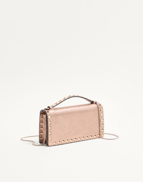 Valentino Garavani - Rockstud Laminated Grainy Calfskin Wallet With Chain - Rose Cannelle - Woman - Wallets And Small Leather Goods