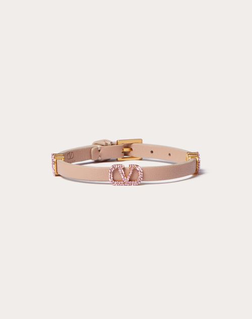 Shop Valentino Garavani Vlogo Signature Leather Bracelet Woman Rose Cannelle Uni In ベビーピンク