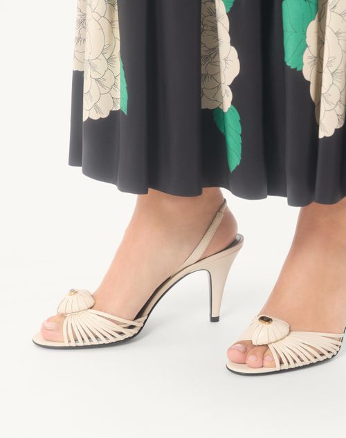 Valentino Garavani - Coeur Royal Kidskin Sandal 85mm - Butter - Woman - Sandals