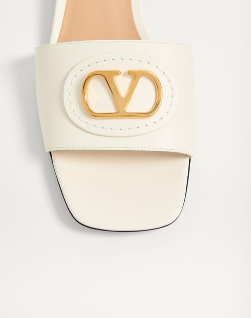 Valentino Garavani - Vlogo Signature Slide Sandal In Calfskin 20mm - Ivory - Woman - Slides And Thongs