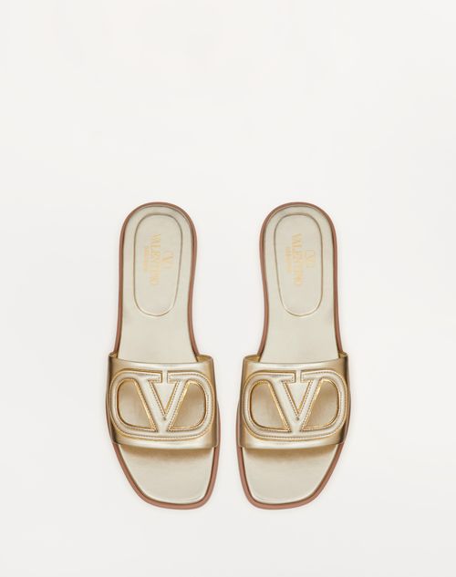 Valentino Garavani - Vlogo Cut-out Laminated Nappa Leather Slide Sandal - Platinum/antique Brass - Woman - Slides And Thongs
