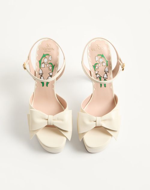 Valentino Garavani - Sandalo Con Plateau Bowow In Capretto Con Dettaglio Fiocco 130mm - Avorio - Donna - Sandali
