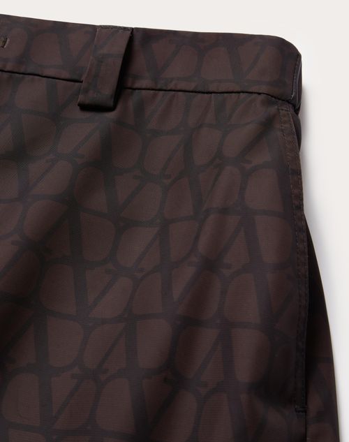Valentino - Nylon Bermuda Shorts With Toile Iconographe Print - Ebony/black - Man - Pants And Shorts