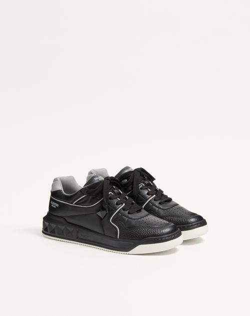 Valentino Garavani - One Stud Low-top Nappa Sneaker - Black/gray - Man - Sneakers