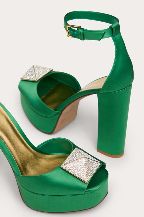 ワンスタッズ スタッズ＆クリスタル オープントゥ サテン