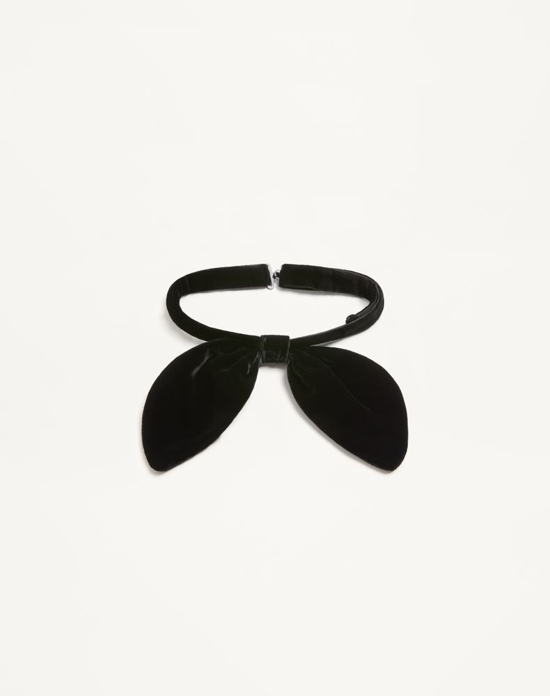 Valentino Garavani Men's Black Valentie Velvet Bow Tie Man Uni
