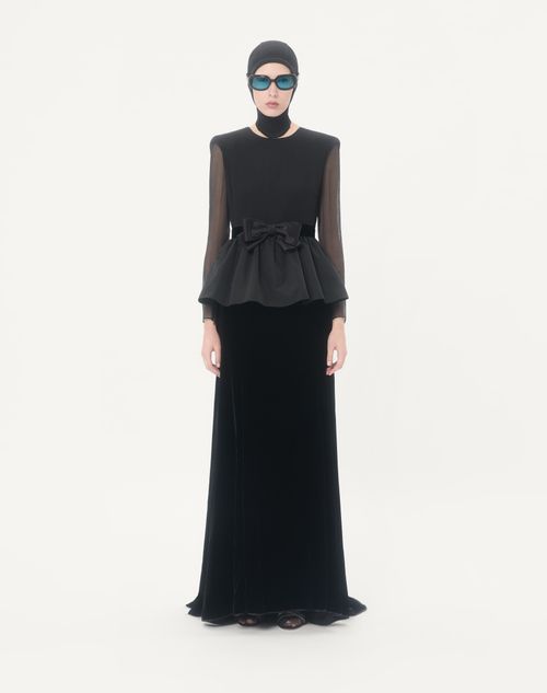Valentino - Long Dress In Sablé Velvet - Black - Woman - Gowns