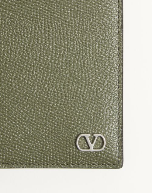 Valentino Garavani - Valentino Garavani Vlogo Signature Cardholder In Grainy Calfskin - Military Green - Man - Wallets And Small Leather Goods