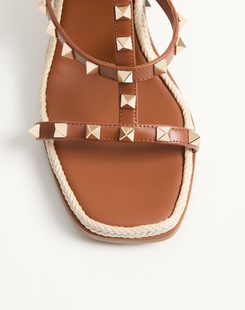 Valentino Garavani - Rockstud Calfskin Wedge Sandal With Cornely Embroidery 80mm - Saddle Brown/natural - Woman - Espadrilles And Wedges