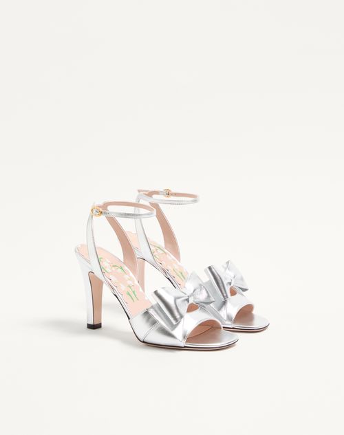 Valentino Garavani - Bowow Sandal In Laminated Nappa 95mm - Silver - Woman - Sandals