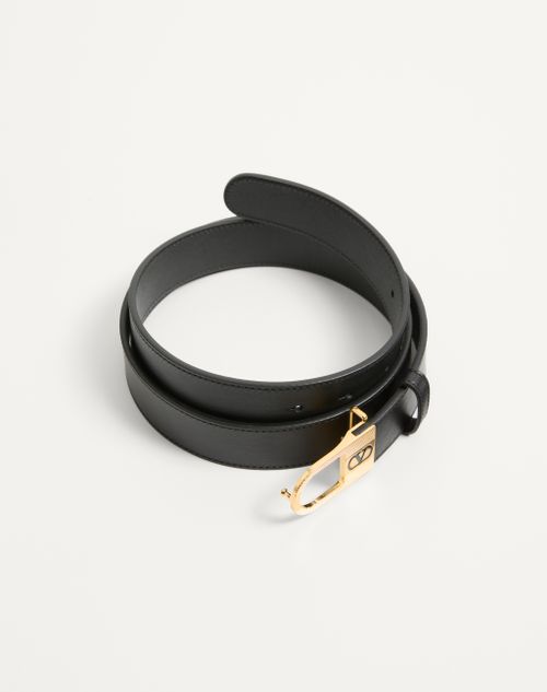 Valentino Garavani - Vlogo Signature Belt In Shiny Calfskin 30 Mm With Enamelled Logo Detail - Black - Woman - Belts