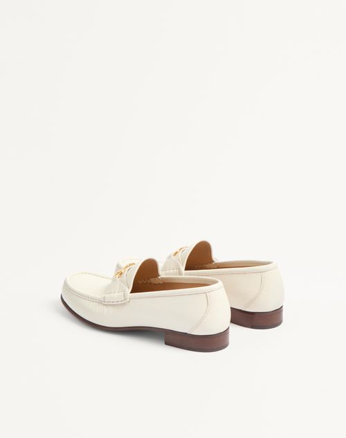 Valentino Garavani - Vlogo Signature Kidskin Moccasin - Ivory - Man - Loafers And Driver