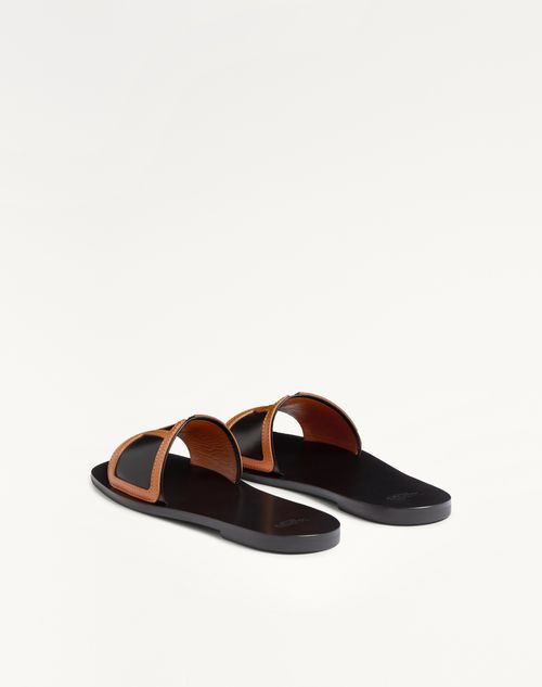 Valentino Garavani - Viva Superstar Slide Sandal In Nappa Leather - Black/roasted Pecan - Woman - Slides And Thongs