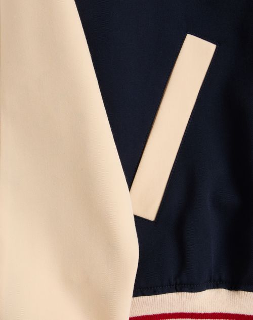 Valentino - Chaqueta Bomber De Lana Y Algodón Con Parche Del Vlogo Y Le Chat De La Maison - Azul/manteca - Hombre - Chaquetas Y Plumíferos
