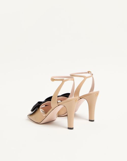 Valentino Garavani - Bowow Sandal In Kidskin 95mm - Sand - Woman - Sandals