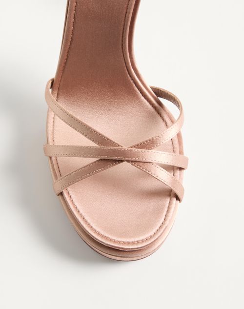 Valentino Garavani - Valentino Garavani Eveninglam Satin Platform Sandal 120mm - Poudre - Woman - Sandals