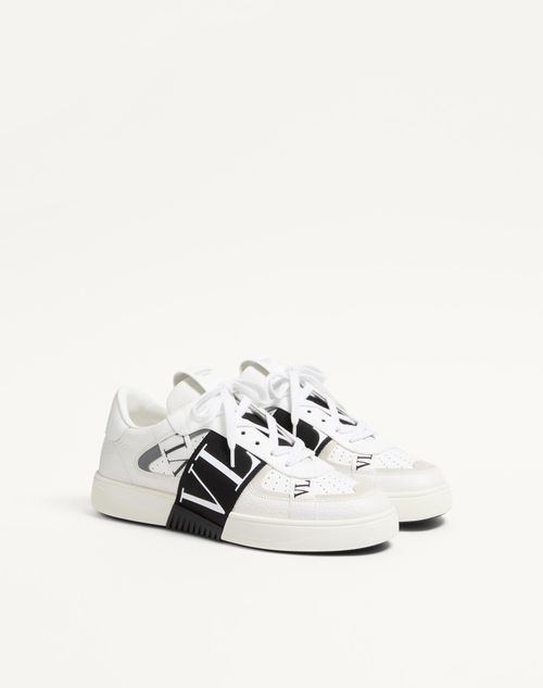 Valentino Garavani - Low-top Calfskin Vl7n Sneaker With Bands - White/ Black - Man - Sneakers