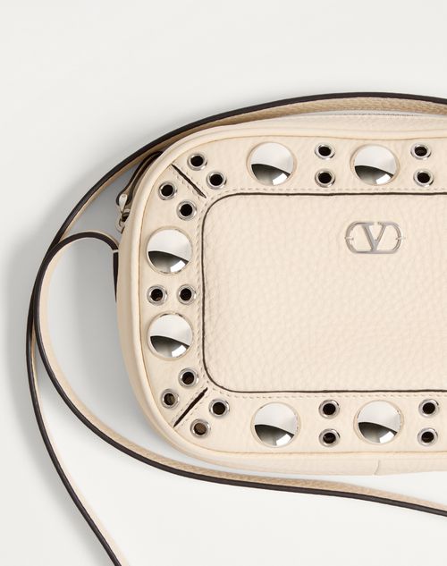 Valentino Garavani - Valentino Garavani Nellcôte Crossbody Bag In Grainy Calfskin - Light Ivory - Woman - Shoulder Bags