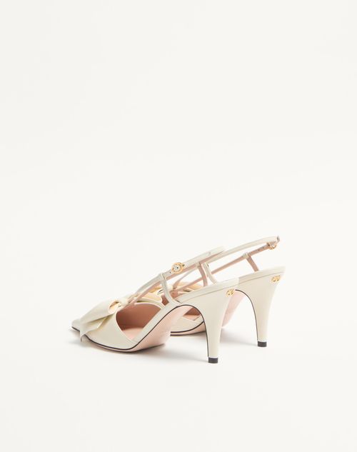 Valentino Garavani - Zapato Bowow De Cabritilla Con Correa Trasera Y Tacón De 45 mm - Marfil - Mujer - Salones