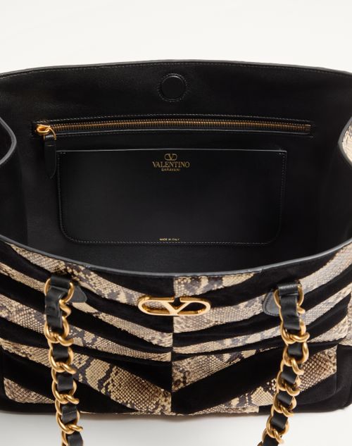 Valentino Garavani - Valentino Garavani Laseine Shopping Bag In Python And Chevron-patterned Suede - Beige/black - Woman - Totes