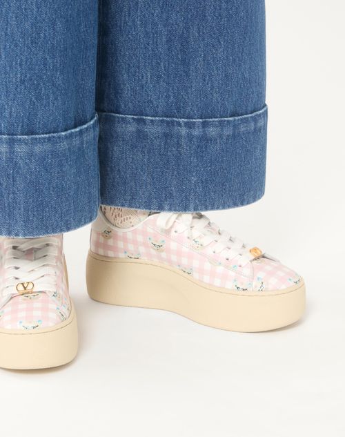 Valentino Garavani - Royco Flatform Sneaker In Vichy Nappa Calfskin With Le Chat De La Maison Pattern - White - Woman - Sneakers