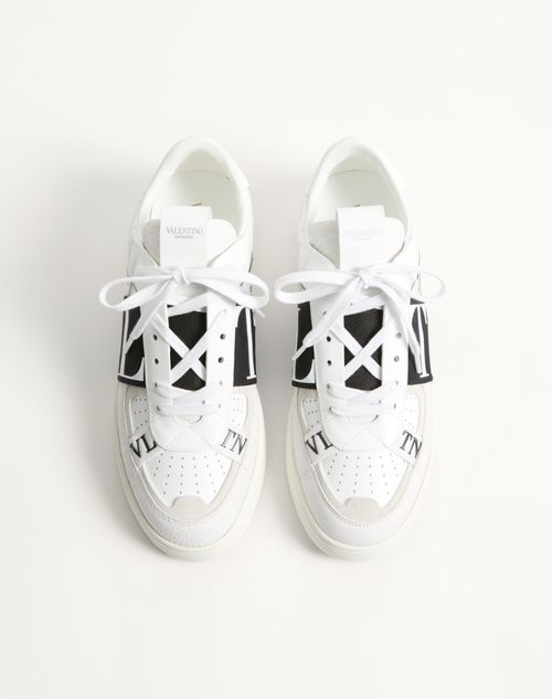 Valentino Garavani - Low-top Calfskin Vl7n Sneaker With Bands - White/ Black - Man - Sneakers
