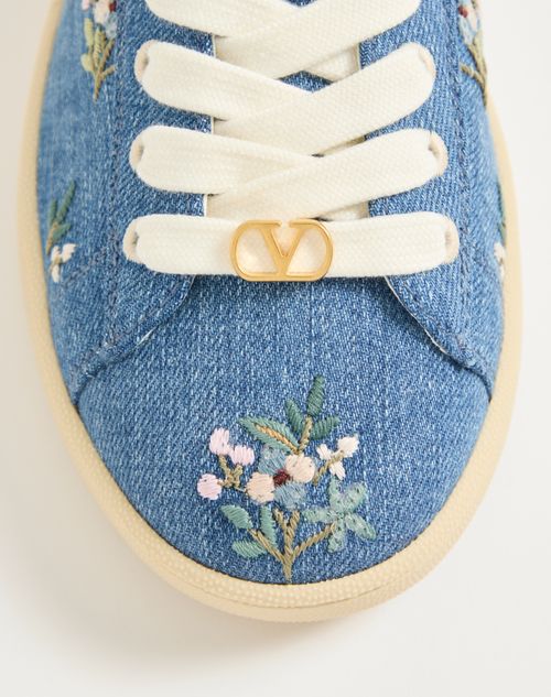 Valentino Garavani - Royco Denim-sneaker Mit Blumenstickerei - Denim - Frau - Sneaker