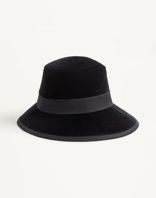 Valentino Garavani - Vlogo Signature Cotton Hat. - Black/gold - Man - Hats And Gloves