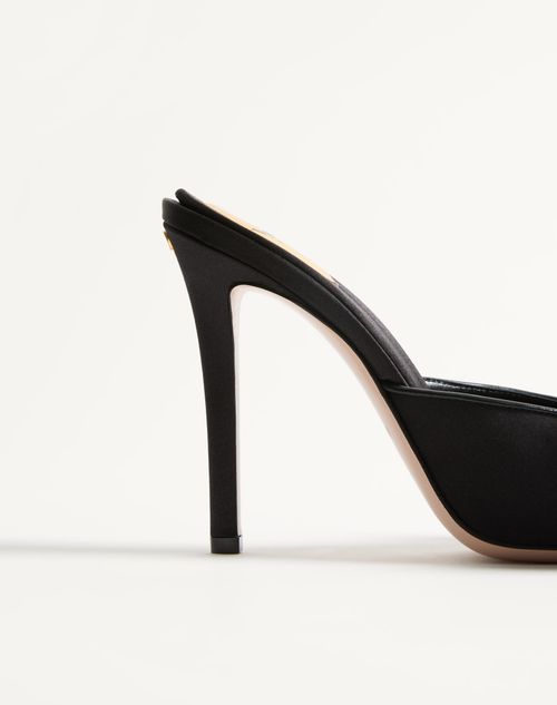 Valentino Garavani - Zapato Bajo Sin Talón Yolande De Satén Con Tacón De 105 mm - Negro - Mujer - Salones